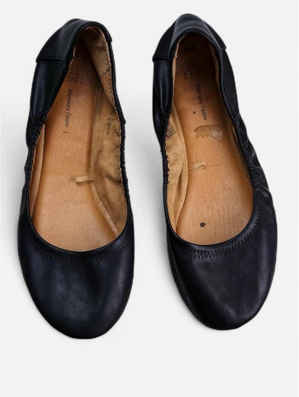 Black Leather Scrunch Ballet Flats